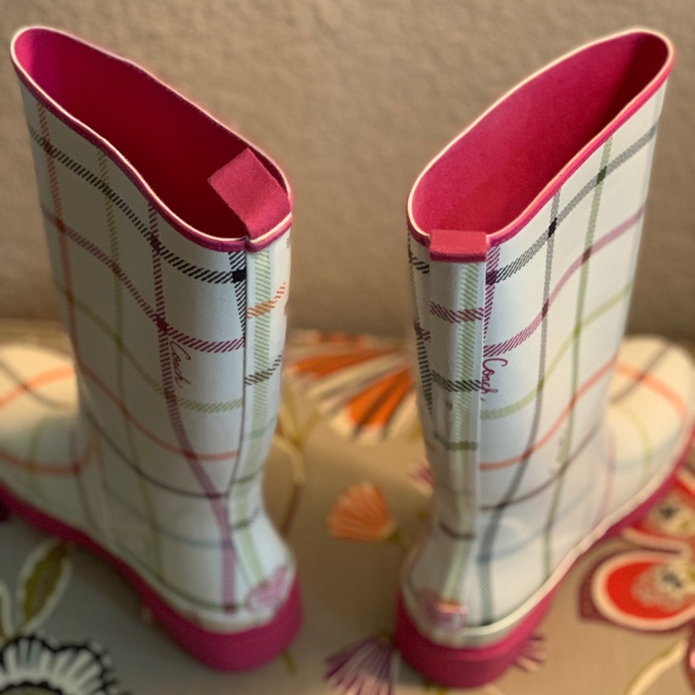 only worn one time - Picture 3 of 3